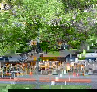 The Parklake Cafe-Bar-Restaurant - Queensland Tourism