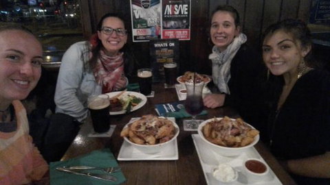 Victoria Hotel & Flanagan's Irish Bar - QLD Tourism 0