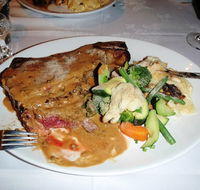 Pentagon Restaurant - Queensland Tourism