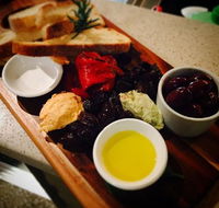 Q Manhattans Restaurant  Bar - QLD Tourism