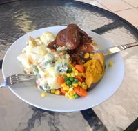 Reef  Roast - Queensland Tourism