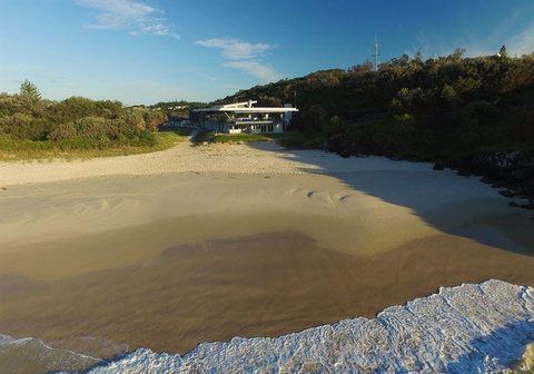 Lighthouse Beach Cafe - Queensland Tourism 20