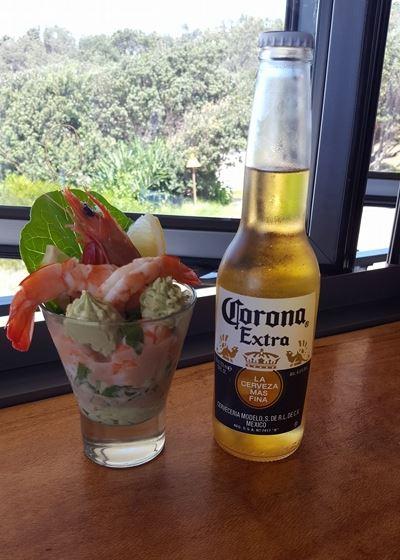 Lighthouse Beach Cafe - Queensland Tourism 6