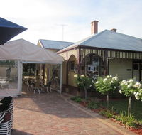 Cafe Zoo - Queensland Tourism