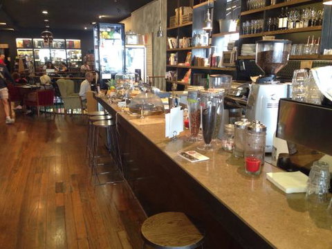 Cafe 1812 At Berkelouw Book Sellers - Queensland Tourism 0