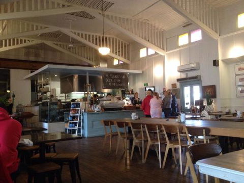 The Cove Dining Co - QLD Tourism 0