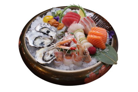 Akira Sushi - QLD Tourism 0
