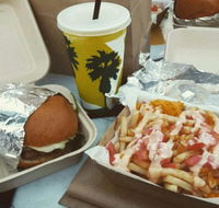 Mister Gee Burger Truck - Queensland Tourism