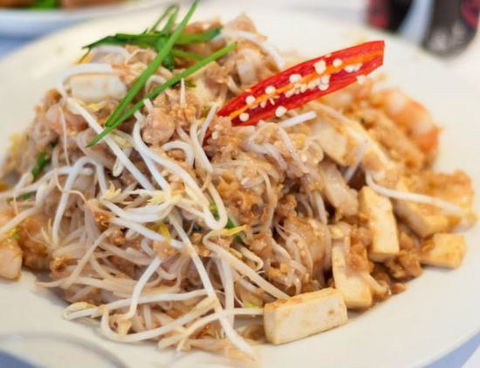 Thai On Sky - Queensland Tourism 0