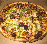 RED HORN Gourmet Pizza