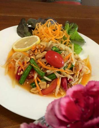 Elephant Thai Cafe - Queensland Tourism 0