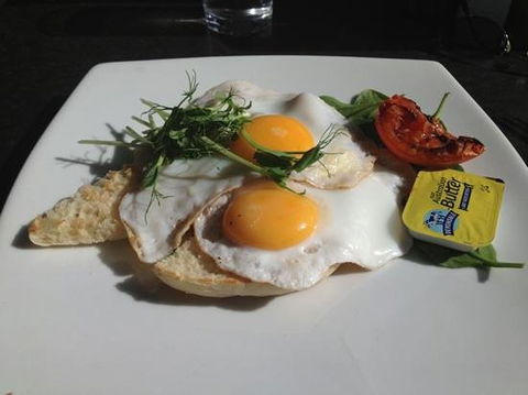 Gardenia Cafe - Queensland Tourism 0