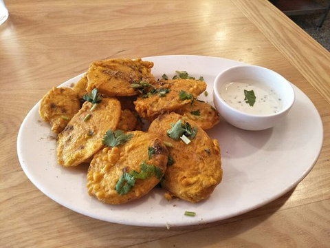 Holy Cow Indian Cuisine - Queensland Tourism 0