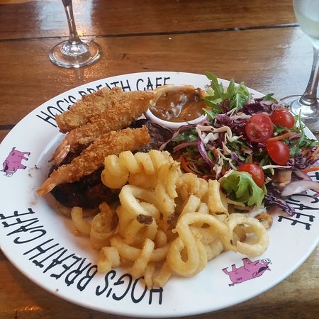 Hog's Breath Cafe - QLD Tourism 0