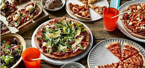 Crust Gourmet Pizza Bar Panania - QLD Tourism 0