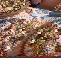 Earth Oven Wood Fired Pizza - Queensland Tourism