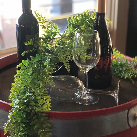 The Red Barrel Wine House - QLD Tourism 0