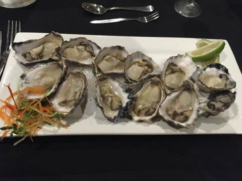 Victoria's Restaurant - Queensland Tourism 0