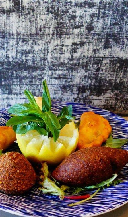 Zahli Restaurant - QLD Tourism 4