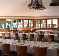 The Entrance Hotel - Queensland Tourism