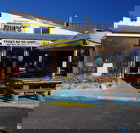 Finny's By The Wharf - QLD Tourism