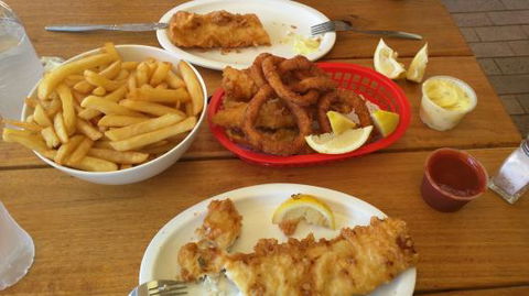 Aussie Bob's Fish & Chips - Queensland Tourism 0
