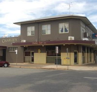 Charlies on East - Queensland Tourism