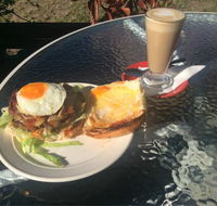 Robyn's Cafe - Queensland Tourism