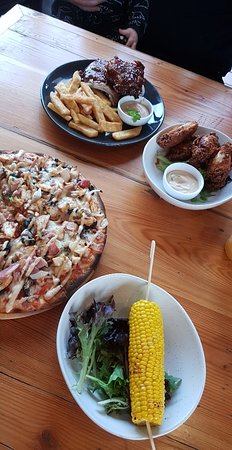 Smokey Dan's Restaurant And Bar - Queensland Tourism 0