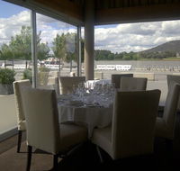 Water's Edge - Queensland Tourism