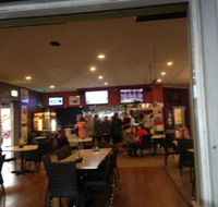 The Shaws Bay Hotel - QLD Tourism