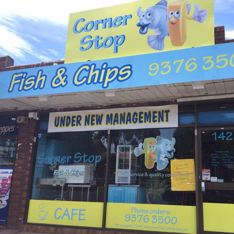 Corner Stop Fish & Chips Cafe - QLD Tourism 0