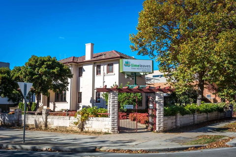 Lime Leaves - Queensland Tourism 0