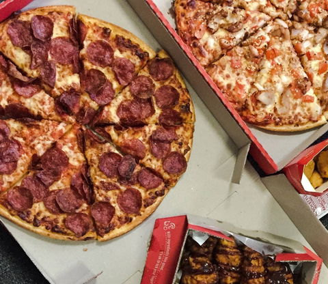 Pizza Hut - Tarneit - Queensland Tourism 0
