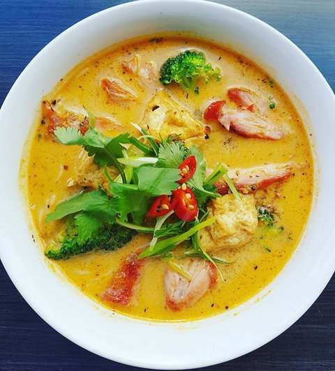 Roll In & Out - Queensland Tourism 0