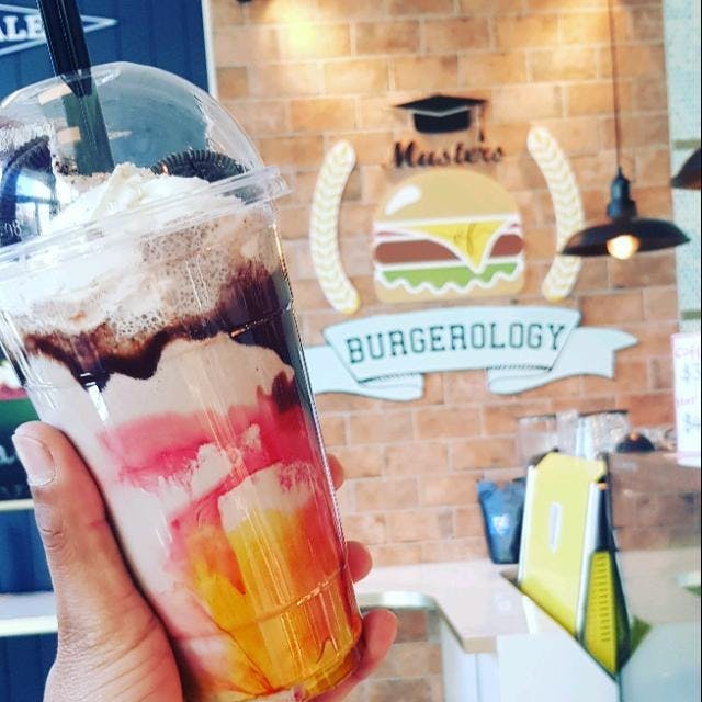 Lakes Entrance VIC QLD Tourism