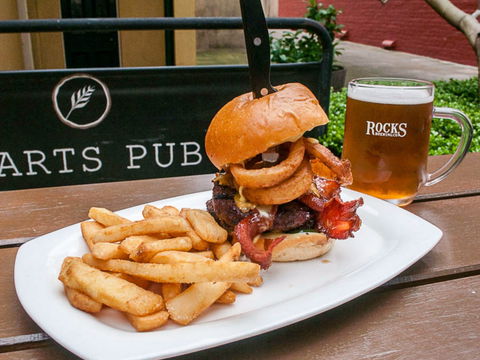 Harts Pub - Queensland Tourism 1