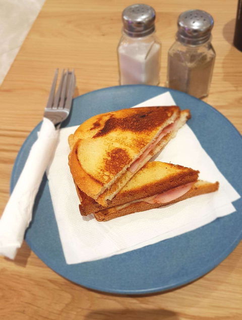 Caffe Cherry Beans - Hoppers Crossing - Queensland Tourism 0