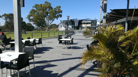 Fairways Clubhouse Bar & Bistro - Queensland Tourism 0