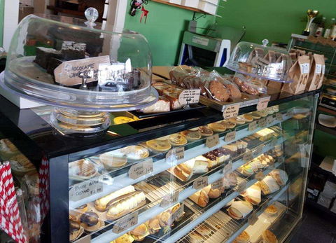 Swan Street Bakery & Patisserie - Queensland Tourism 0