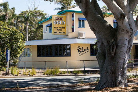 Blue Pacific Hotel - QLD Tourism 0