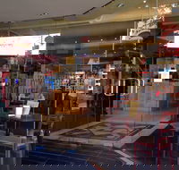 Cafe '97 - Club Burwood - Queensland Tourism