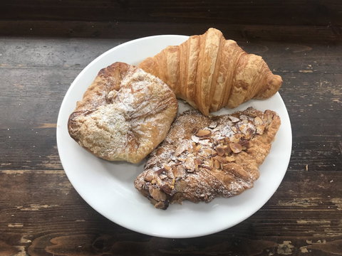 Crown St Grocer - Queensland Tourism 0