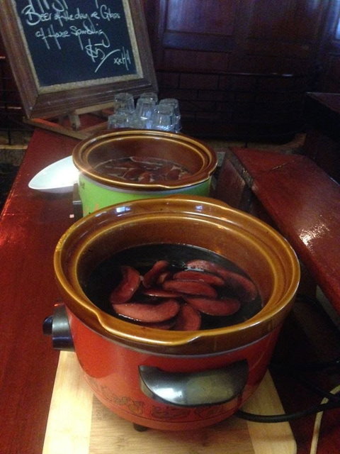 Hotel Hollywood - Queensland Tourism 0