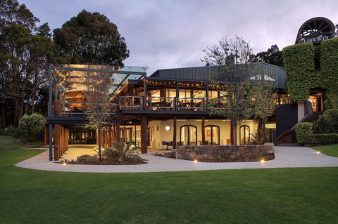 Leeuwin Estate - Queensland Tourism 0