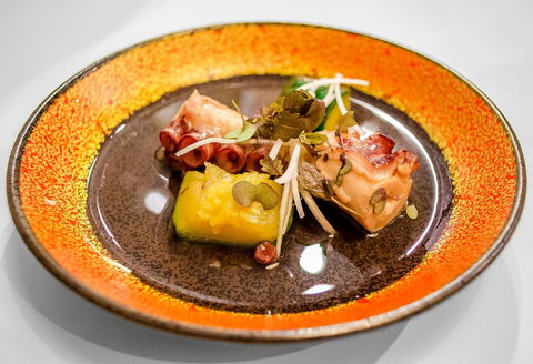 Miki's Open Kitchen - Queensland Tourism 0