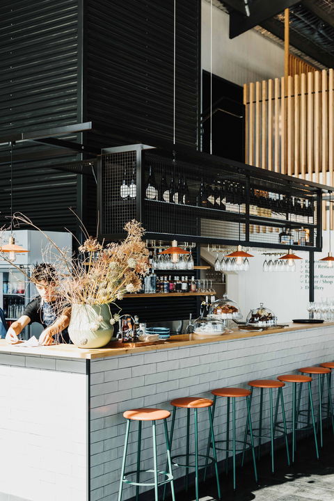 The Flinders Wharf - Queensland Tourism 0