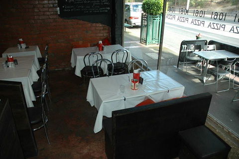 1061 Wood Fired Pizza - QLD Tourism 0