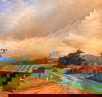 Hartzview Vineyard Heritage Pickers Hut Village - Queensland Tourism