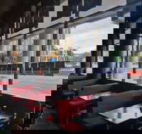 Tank Stream Bar - Queensland Tourism